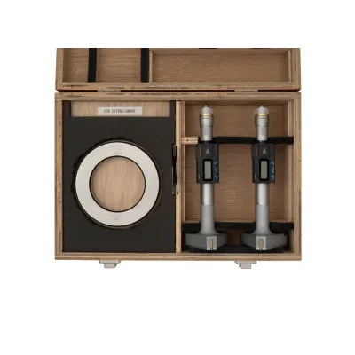 Digital 3-Point Internal Micrometer Set 3-4", Complete Unit, IP65, TIN 468-990 Mitutoyo