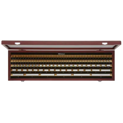 Gauge Block Set, Metric, Ins. Cert., ISO 122 Blocks, Grade 1, Steel 516-598-10 Mitutoyo