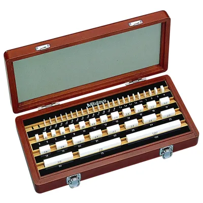Gauge Block Set, Metric, Ins. Cert., ISO 47 Blocks, Grade 0, Ceramic 516-358-10 Mitutoyo