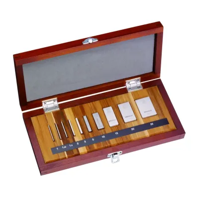 Gauge Block Set, Metric, Ins. Cert., ISO 10 Blocks, Grade 2, Steel 516-582-10 Mitutoyo