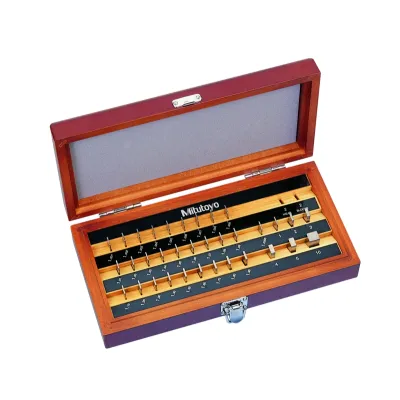 Gauge Block Set, Metric, Ins. Cert., ISO 34 Blocks, Grade 2, Steel 516-131-10 Mitutoyo